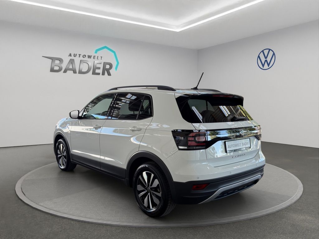 Volkswagen T-Cross 2024 г. Белый, пробег 42020 км