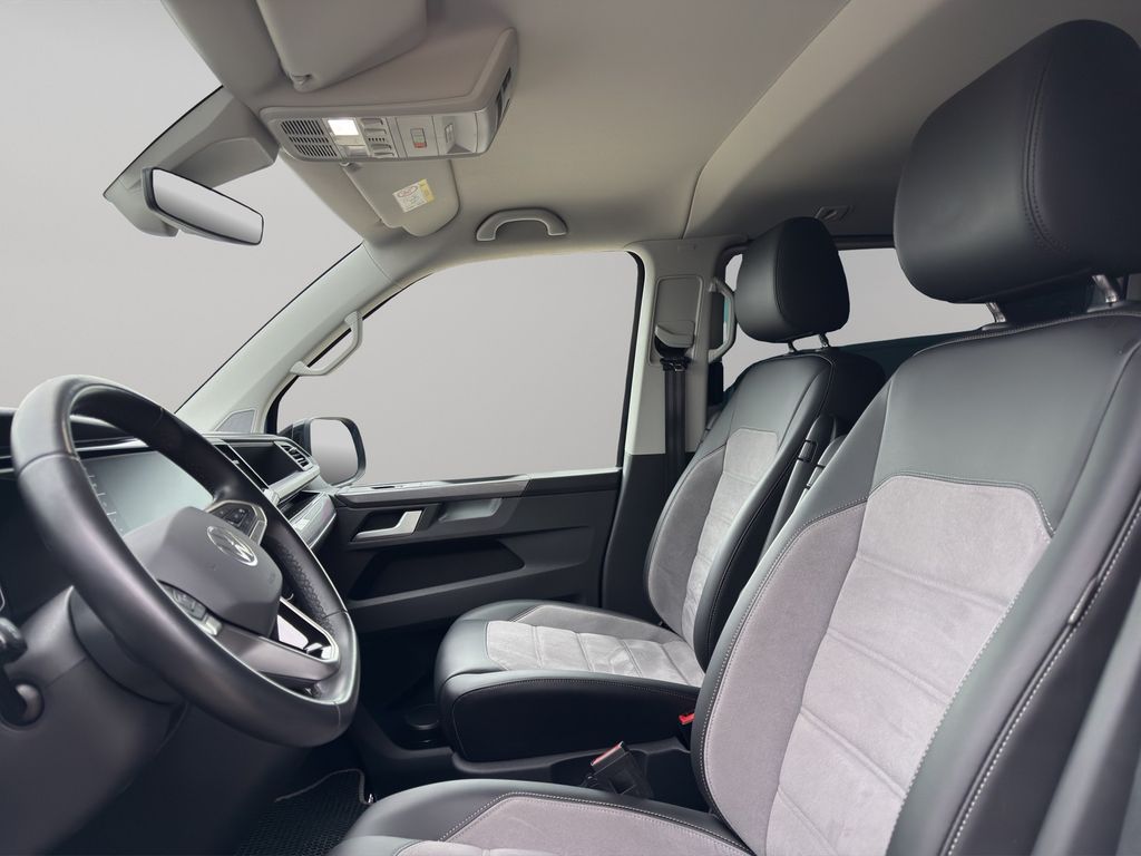 Volkswagen T6 MULTIVAN 2023 г. Синий, пробег 36666 км