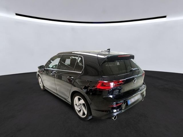 Volkswagen Golf 2023 г. Чёрный, пробег 55610 км