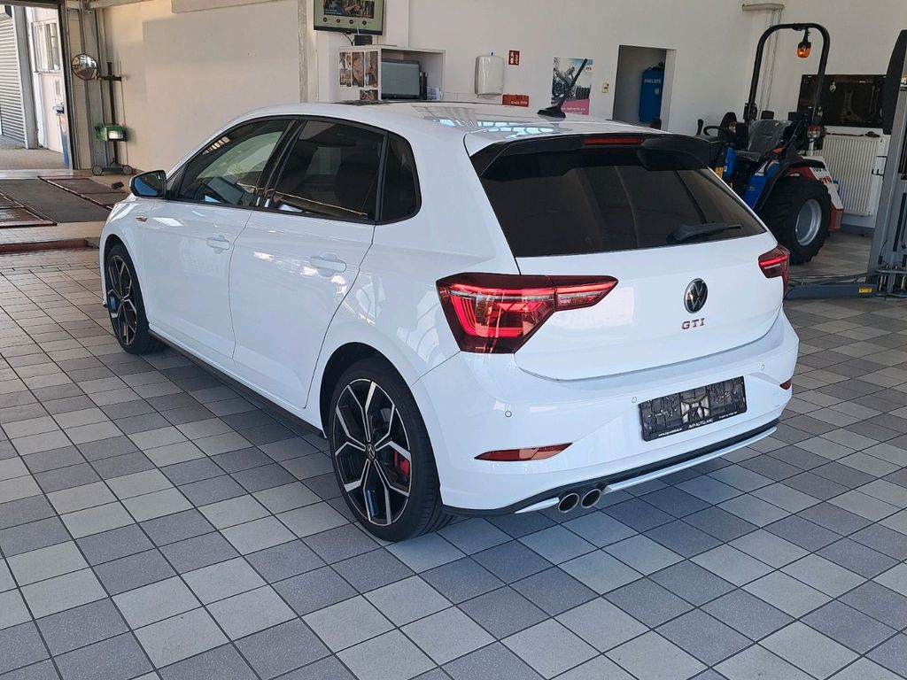 Volkswagen Polo 2022 г. Белый, пробег 27058 км