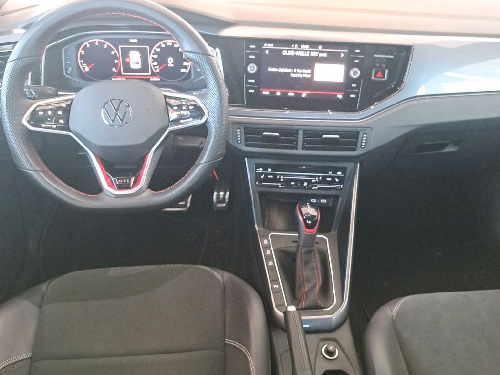 Volkswagen Polo 2022 г. Белый, пробег 27058 км