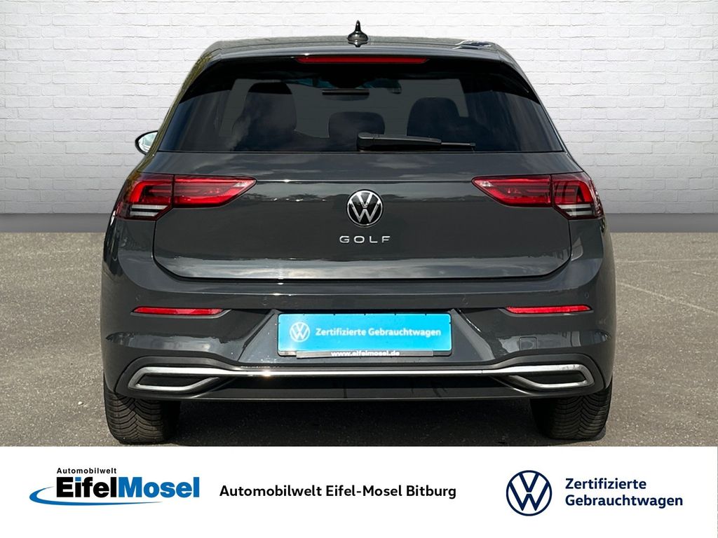 Volkswagen Golf 2024 г. Серый, пробег 42847 км