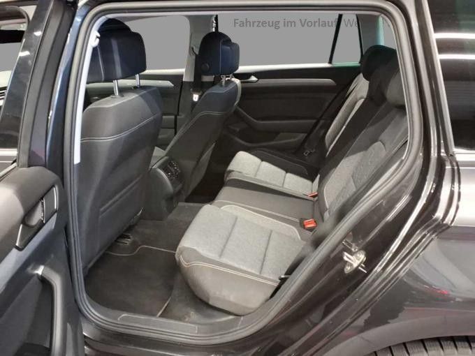 Volkswagen PASSAT VARIANT 2023 г. Серый, пробег 51169 км