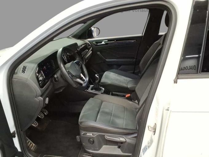 Volkswagen T-Roc 2022 г. Белый, пробег 31315 км