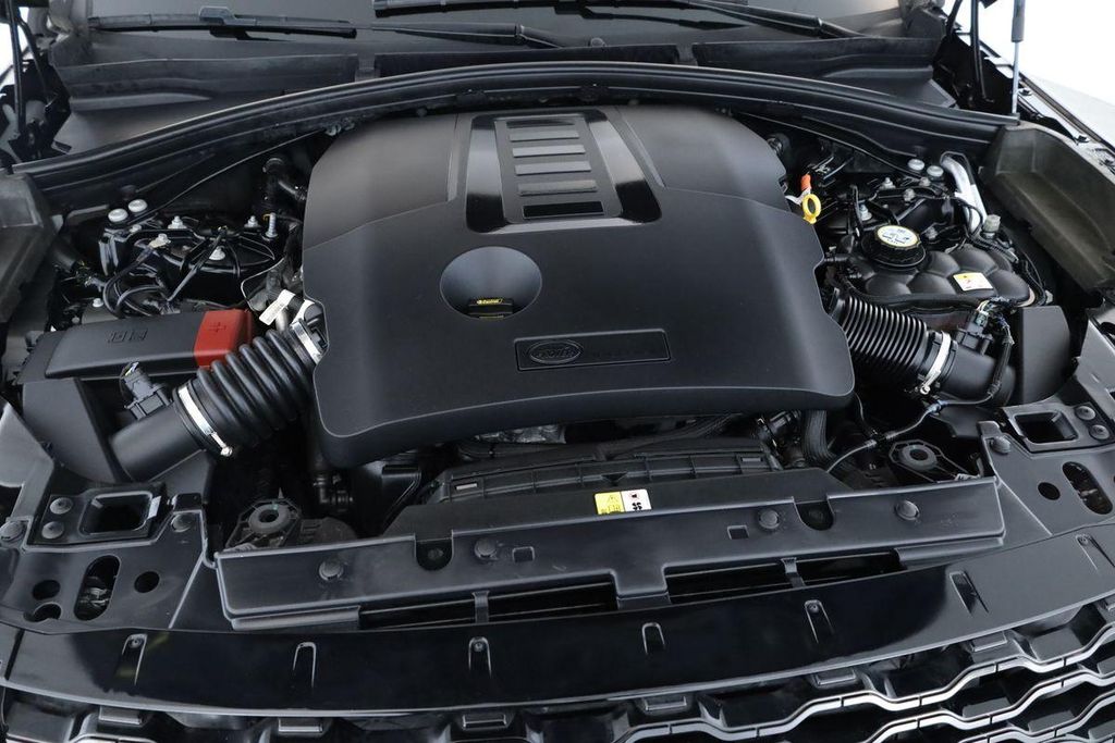 Land Rover Range Rover Velar 2023 г. Чёрный, пробег 48100 км
