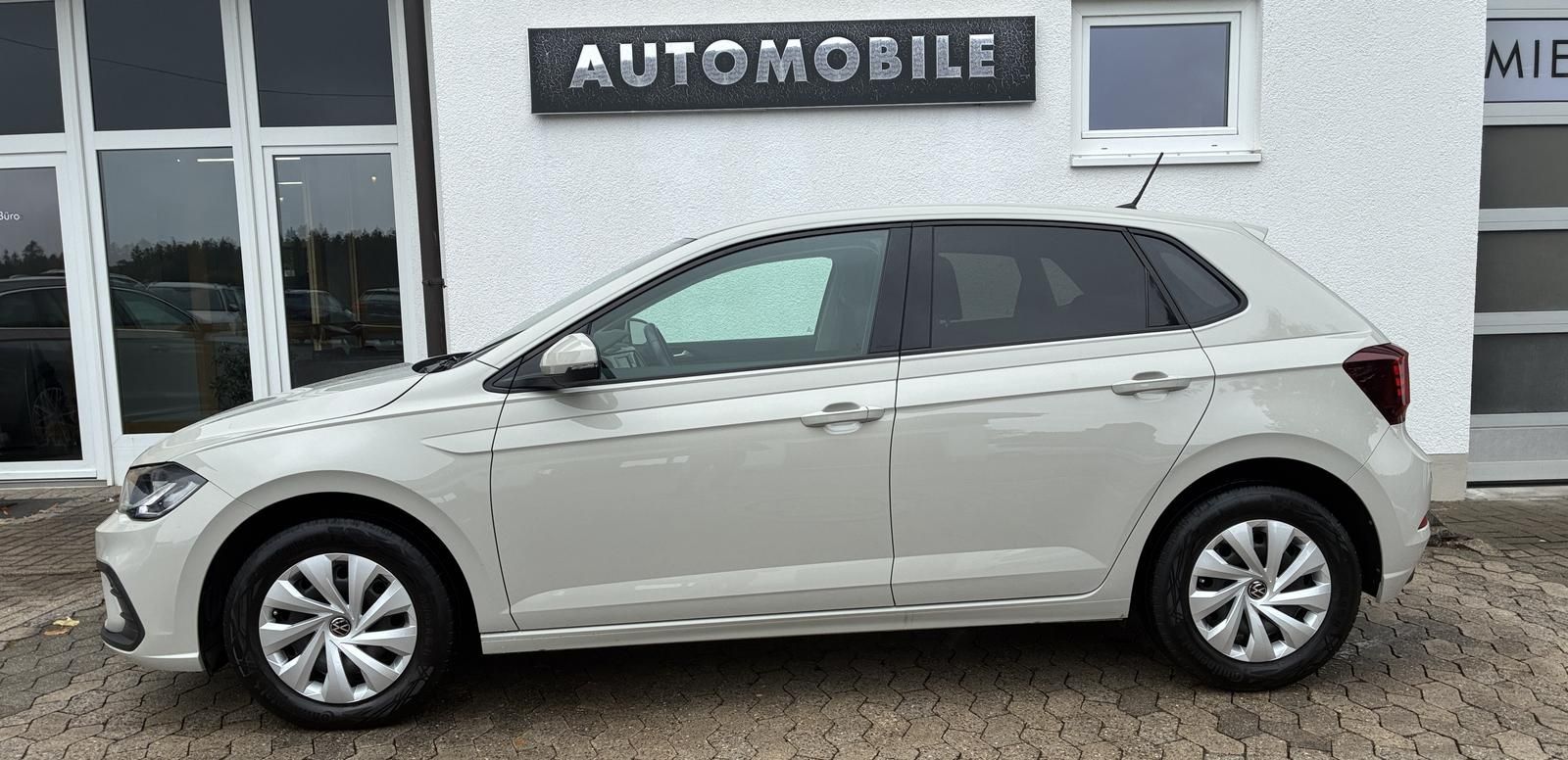 Volkswagen Polo 2022 г. Серый, пробег 39990 км