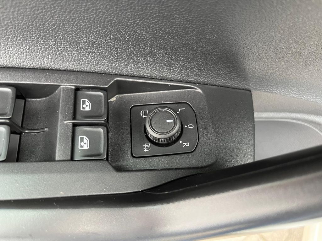 Volkswagen Polo 2022 г. Серый, пробег 39990 км