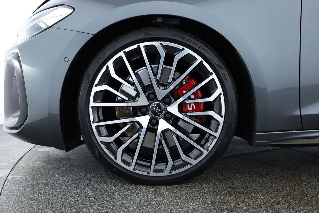 Audi S5 2025 г. Серый, пробег 26200 км