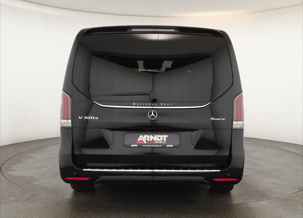 Mercedes-Benz V 300 2024 г. Чёрный, пробег 52600 км