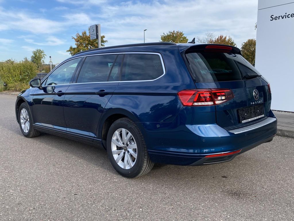 Volkswagen PASSAT VARIANT 2024 г. Синий, пробег 57562 км