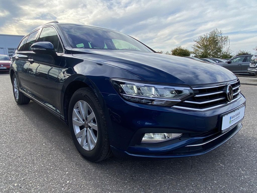 Volkswagen PASSAT VARIANT 2024 г. Синий, пробег 57562 км