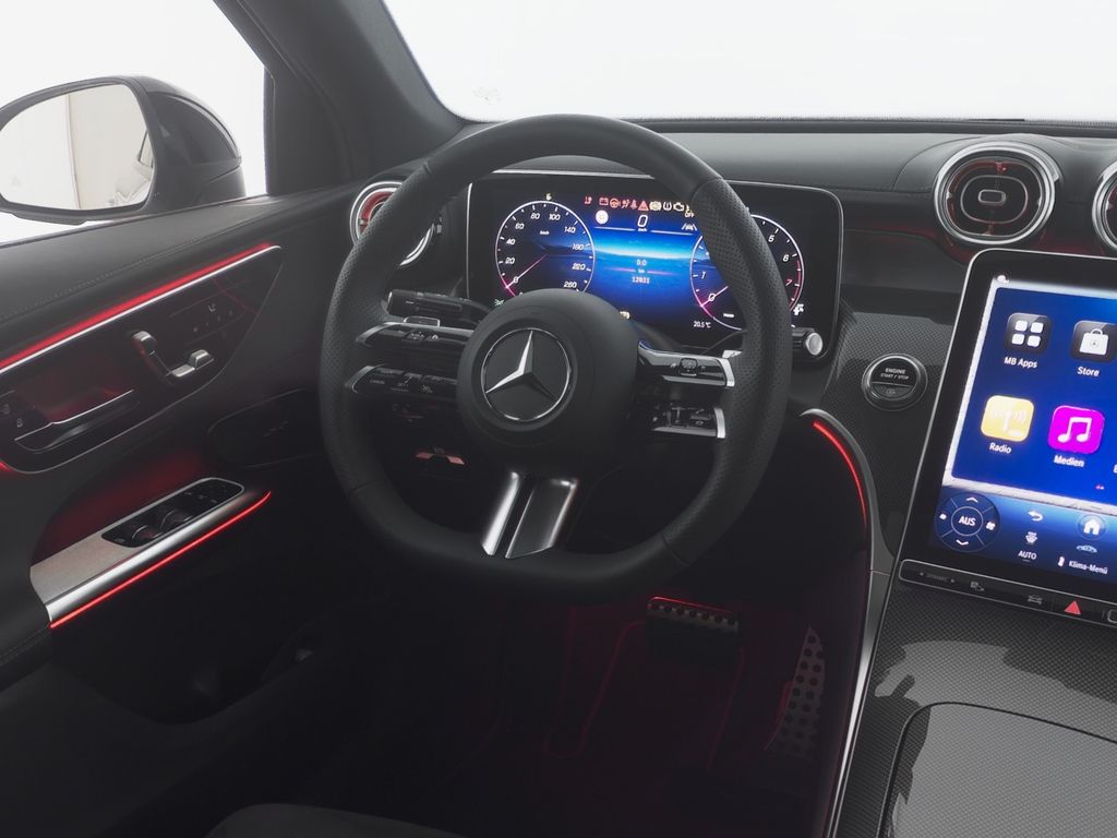 Mercedes-Benz GLC 200 2026 г. Серебристый, пробег 12032 км
