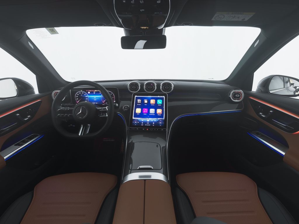Mercedes-Benz GLC 220 2026 г. Чёрный, пробег 10307 км