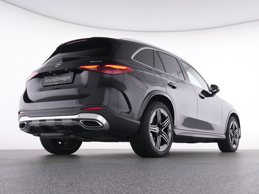 Mercedes-Benz GLC 220 2026 г. Чёрный, пробег 10307 км