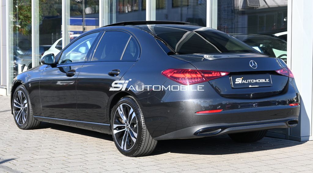 Mercedes-Benz C 220 2022 г. Серый, пробег 50000 км