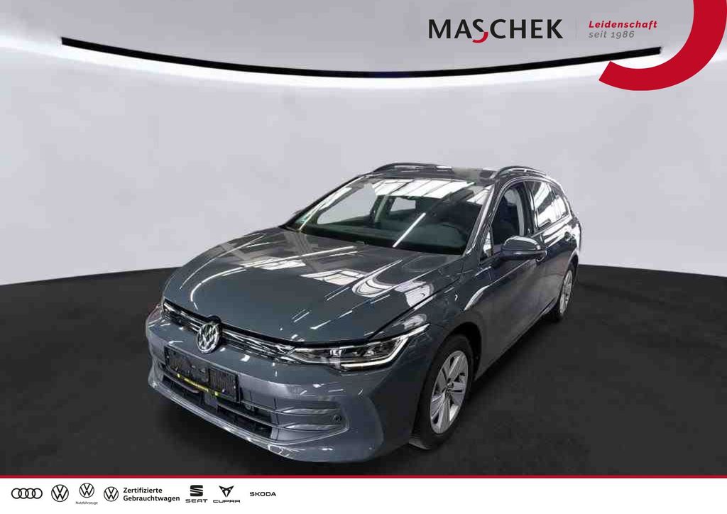Volkswagen Golf 2025 г. Серый, пробег 32400 км
