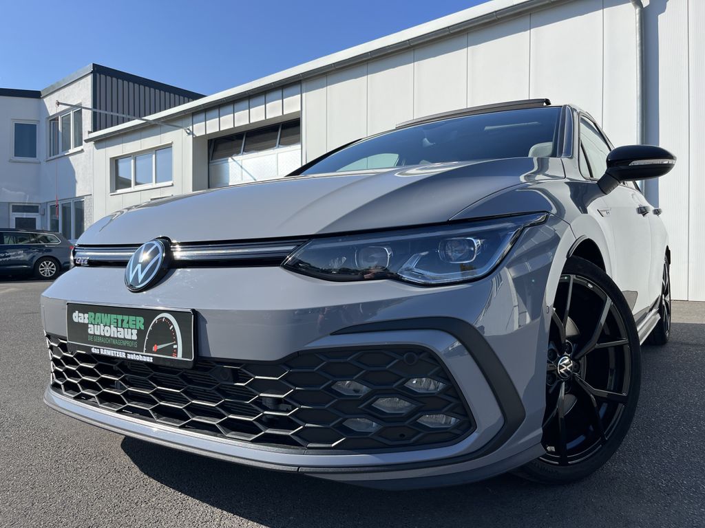 Volkswagen Golf 2023 г. Серый, пробег 27684 км