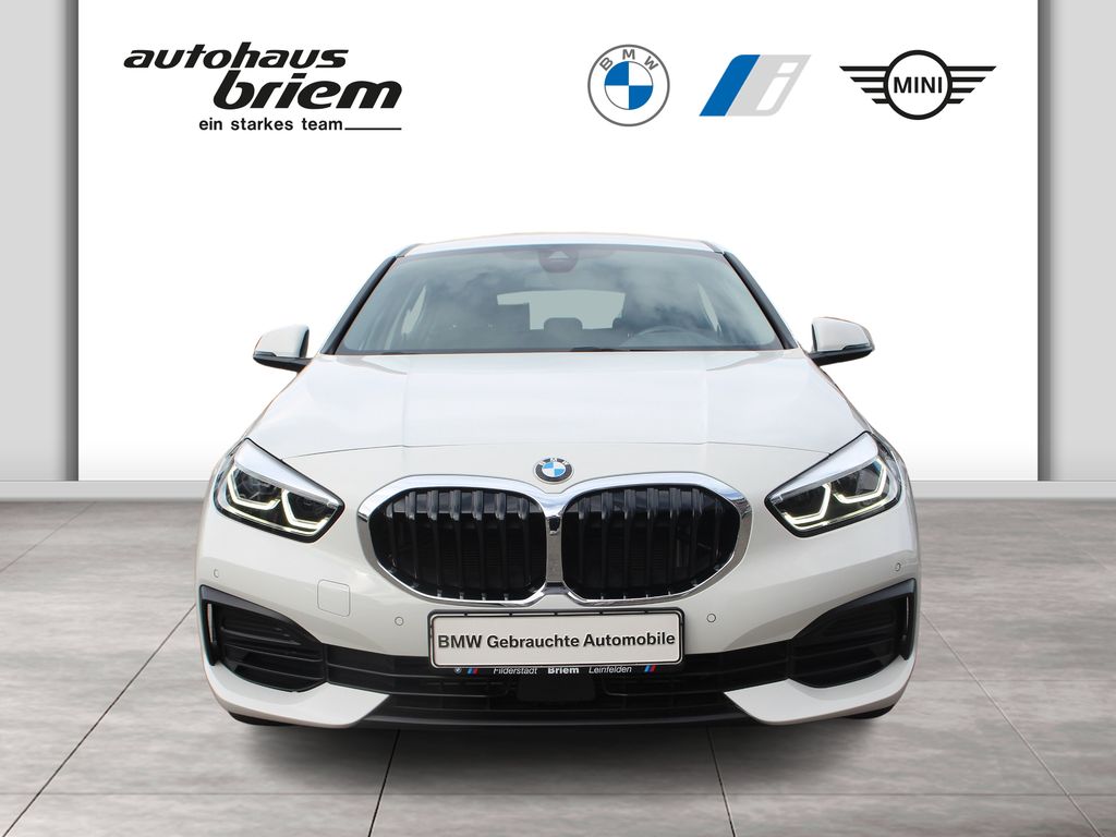 BMW 118 2023 г. Белый, пробег 48590 км