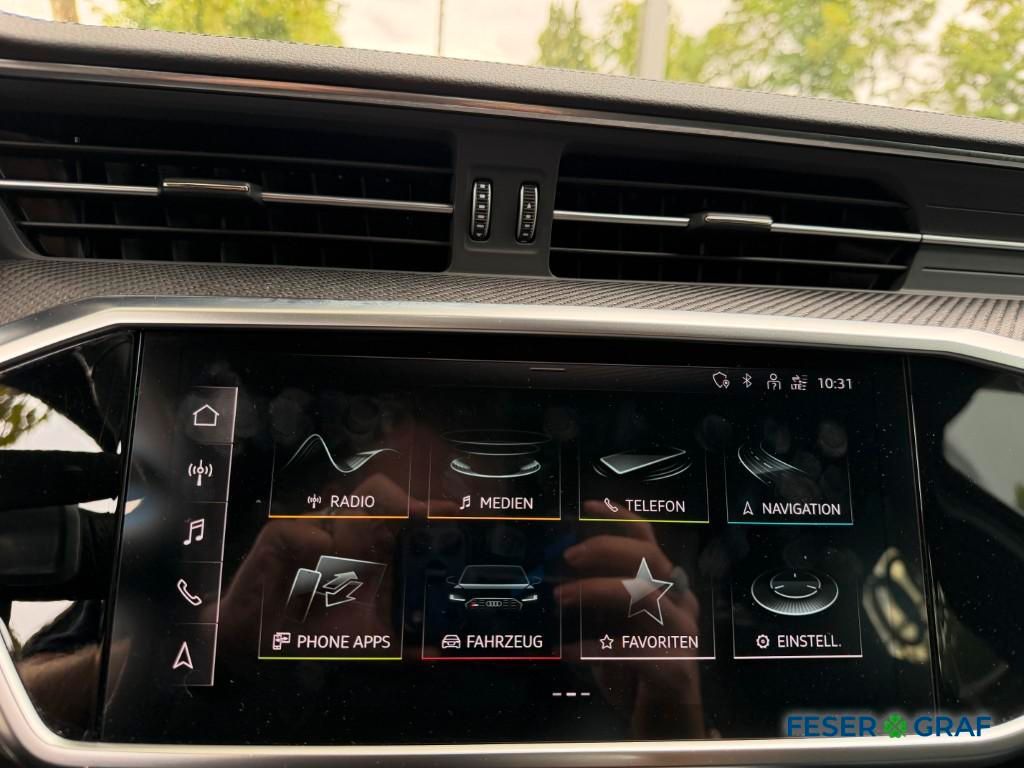 Audi RS6 2023 г. Чёрный, пробег 48071 км