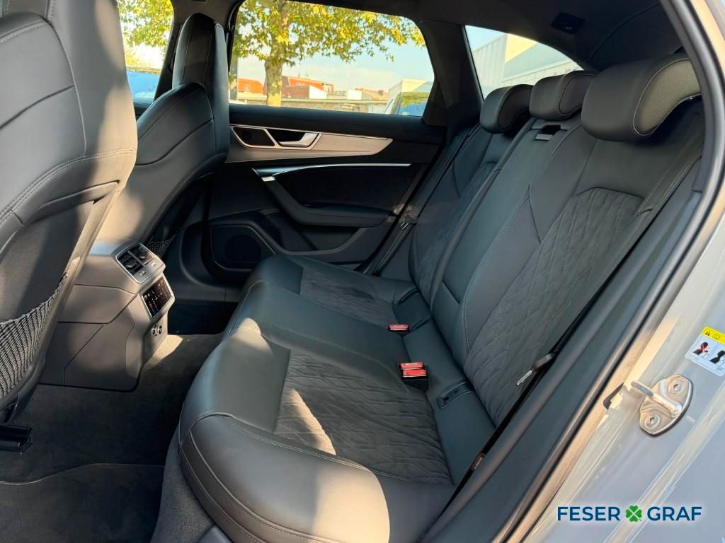 Audi RS6 2022 г. Серый, пробег 47343 км