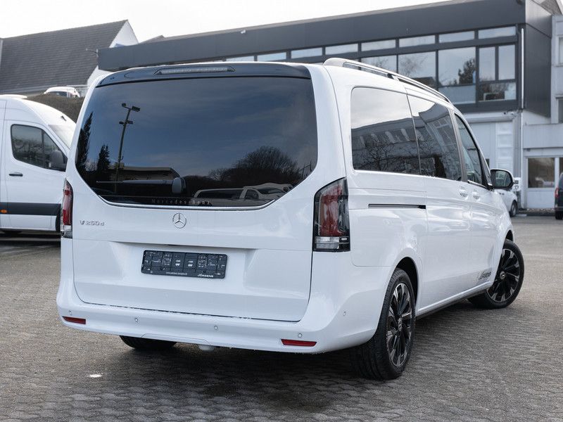 Mercedes-Benz V 250 2026 г. Белый, пробег 16900 км