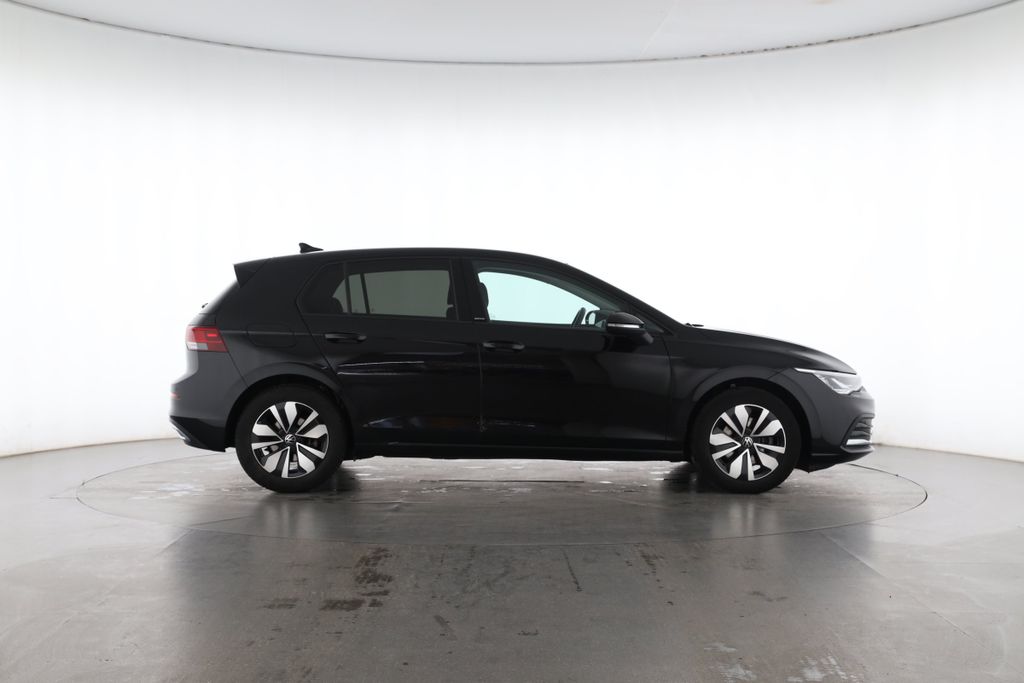 Volkswagen Golf 2024 г. Чёрный, пробег 48863 км