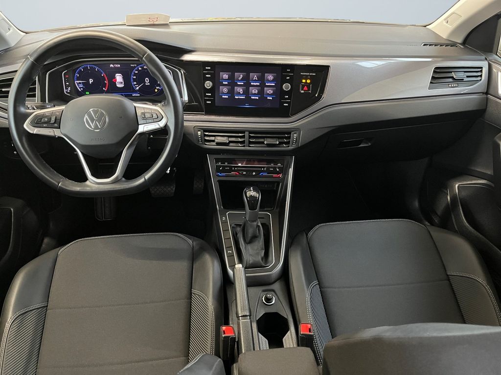Volkswagen Taigo 2022 г. Серый, пробег 42933 км