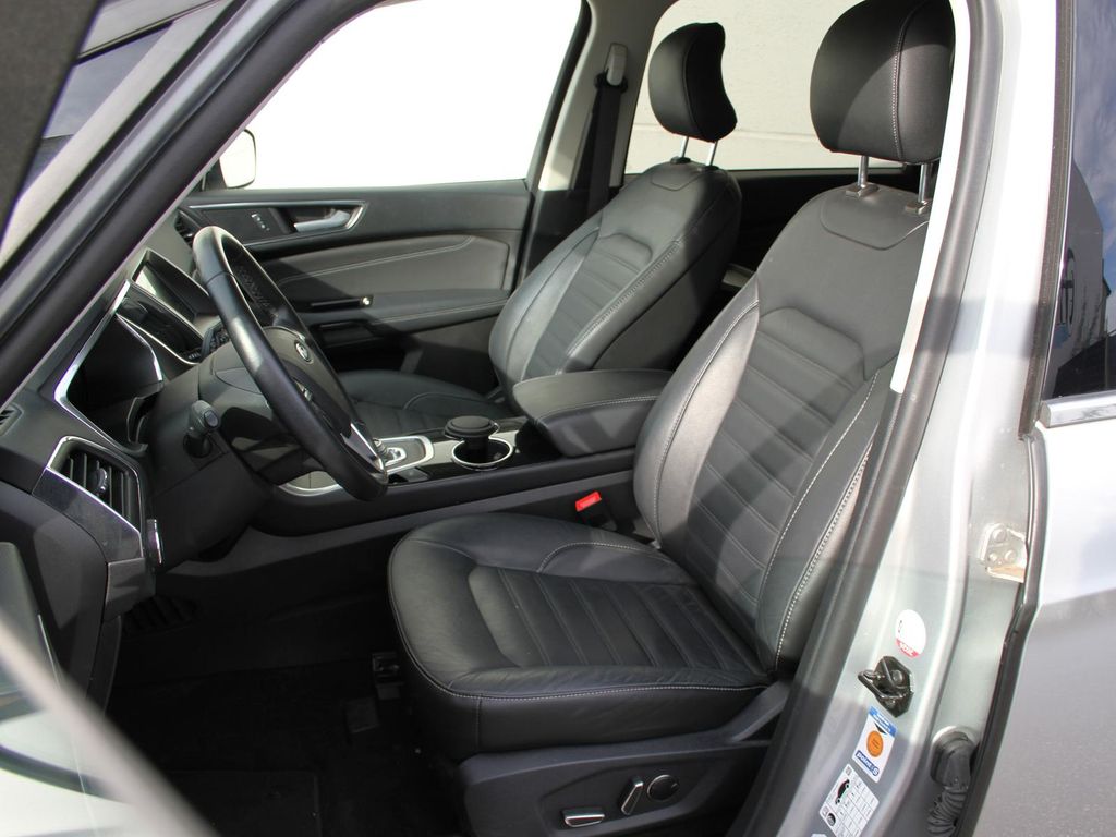 Ford Galaxy 2022 г. Серебристый, пробег 51900 км