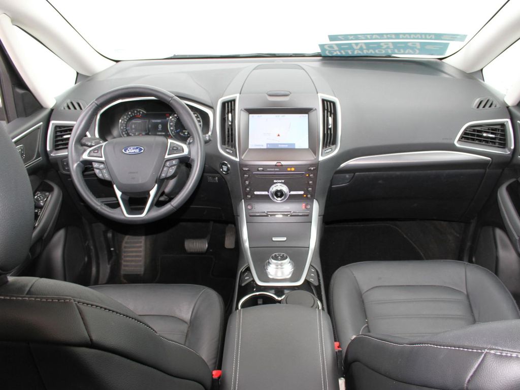 Ford Galaxy 2022 г. Серебристый, пробег 51900 км