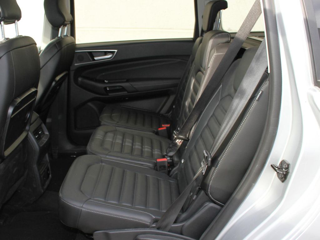 Ford Galaxy 2022 г. Серебристый, пробег 51900 км