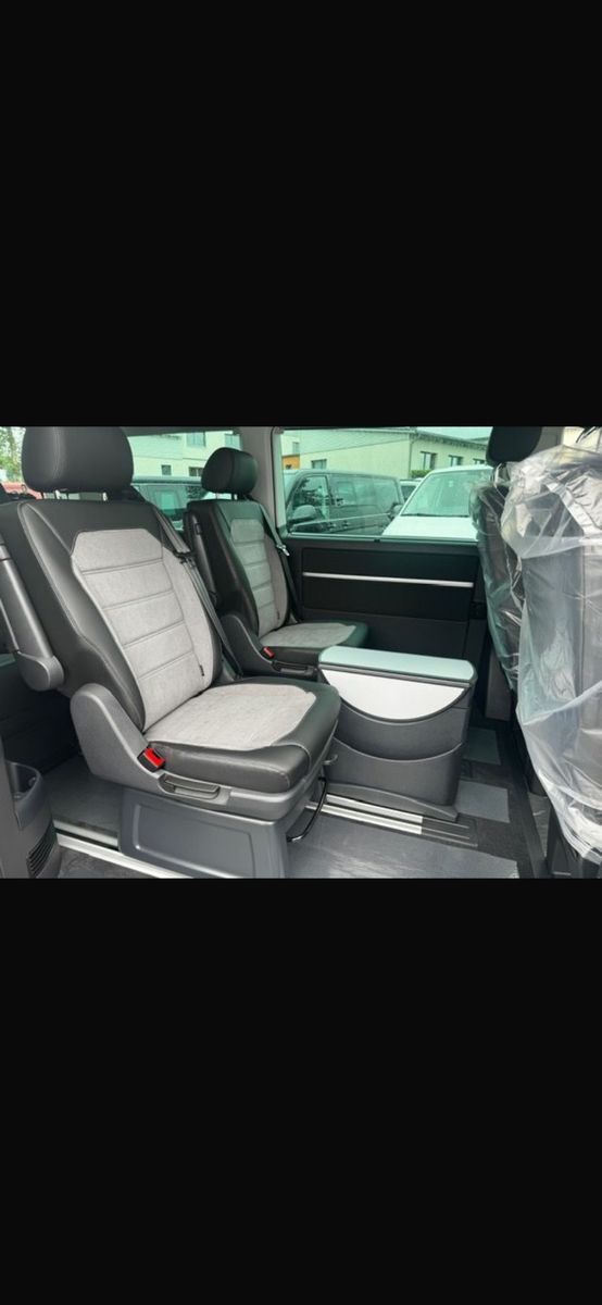 Volkswagen T6 MULTIVAN 2024 г. Серый, пробег 36000 км