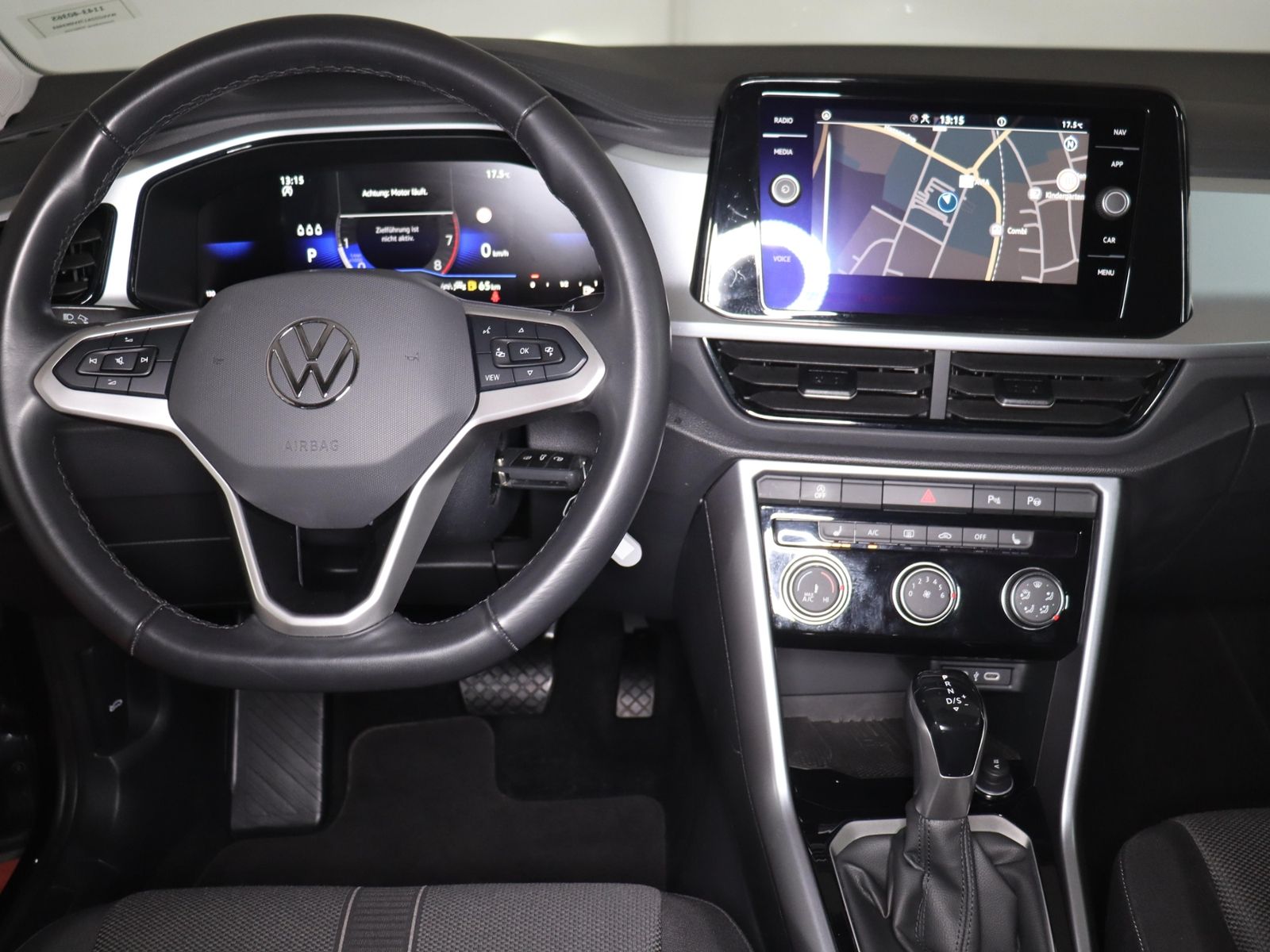 Volkswagen T-Roc 2025 г. Чёрный, пробег 35741 км