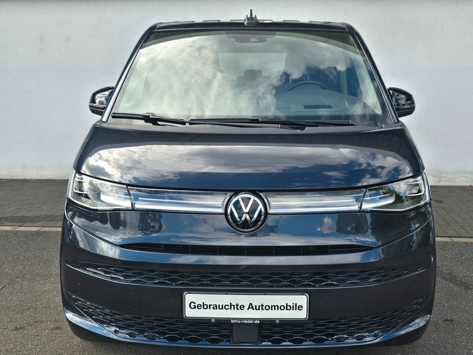 Volkswagen T7 MULTIVAN 2025 г. Синий, пробег 37299 км