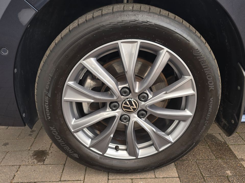 Volkswagen T7 MULTIVAN 2025 г. Синий, пробег 37299 км
