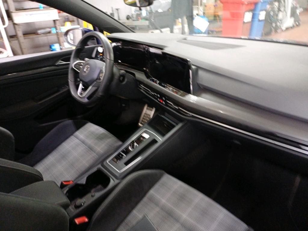 Volkswagen Golf 2022 г. Синий, пробег 44059 км