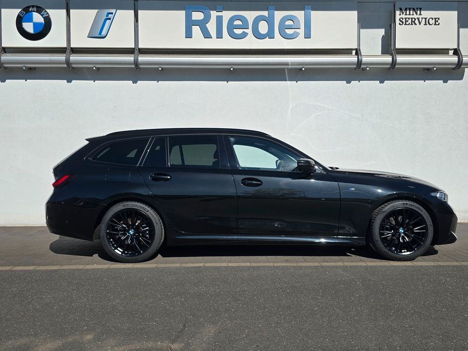 BMW 320 2024 г. Чёрный, пробег 28899 км