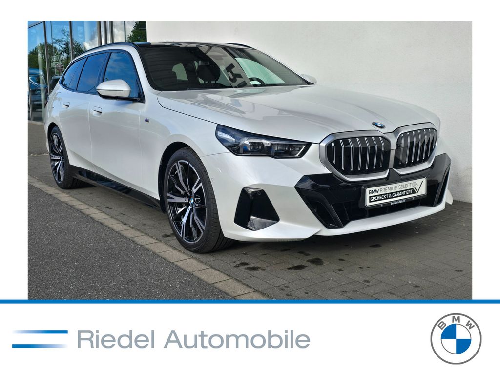 BMW 540 2025 г. Белый, пробег 25199 км