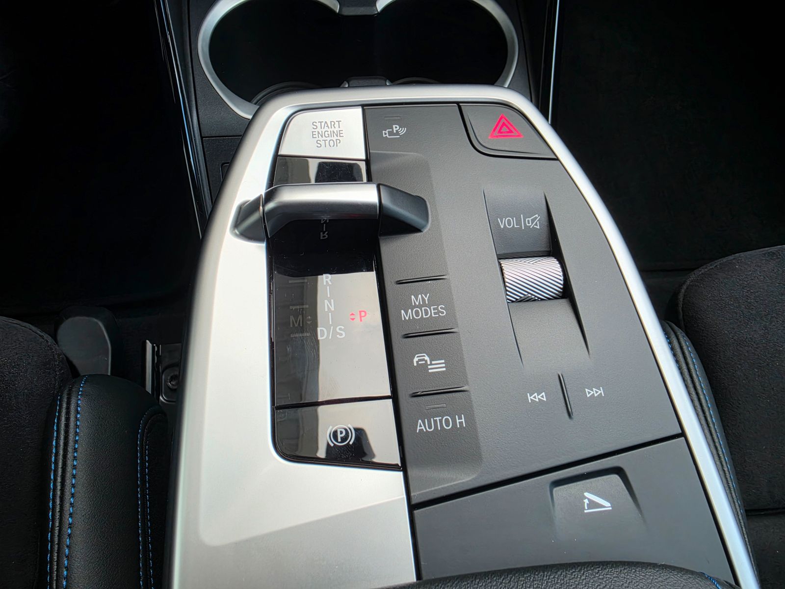 BMW X1 2025 г. Белый, пробег 11799 км