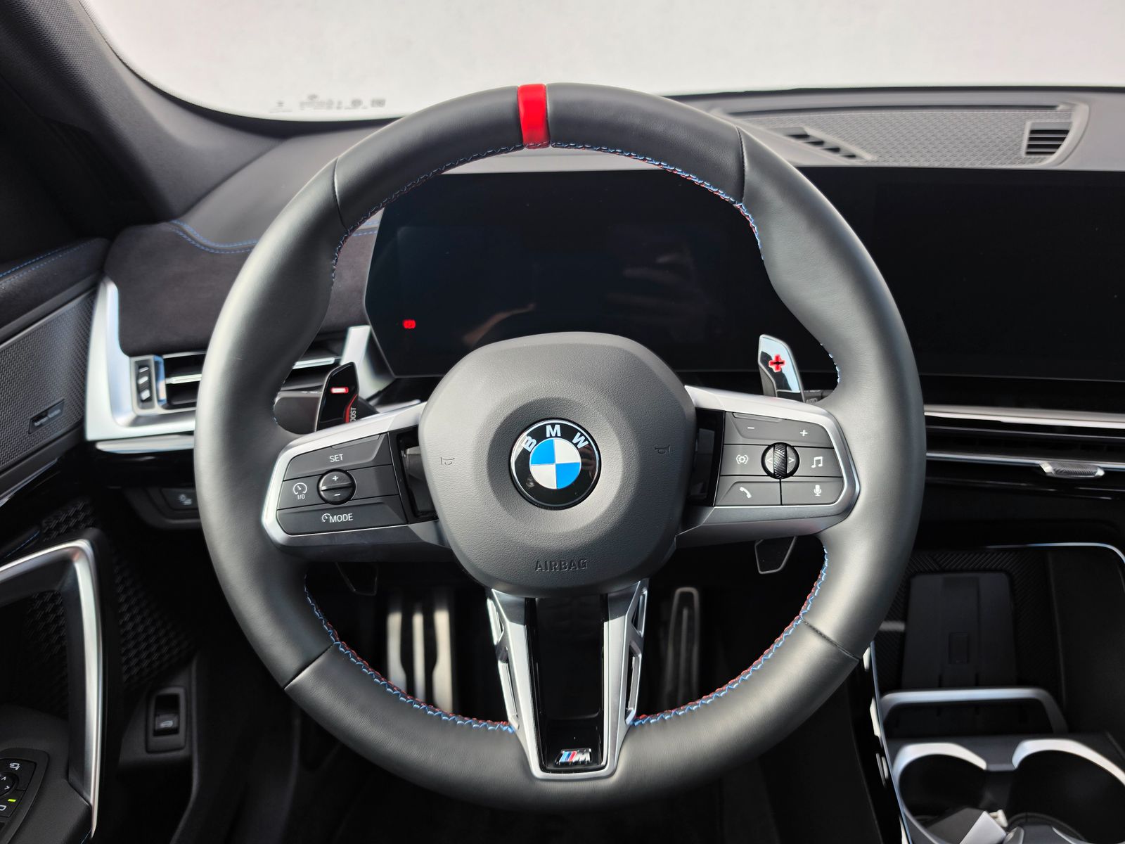 BMW X1 2025 г. Белый, пробег 11799 км
