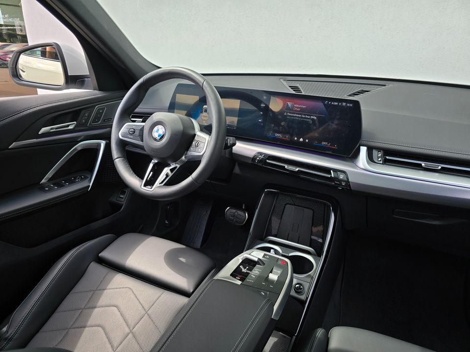 BMW X1 2025 г. Белый, пробег 18099 км