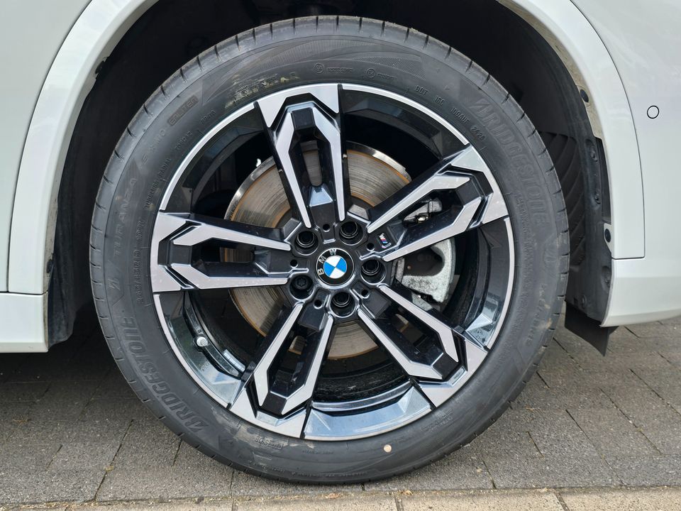 BMW X1 2025 г. Белый, пробег 18099 км