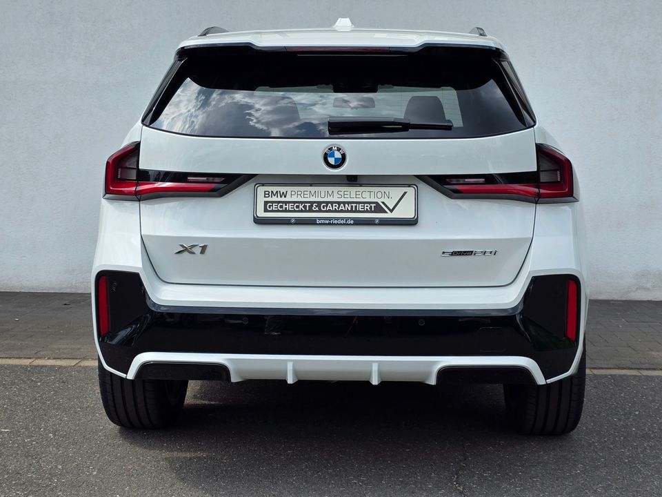 BMW X1 2025 г. Белый, пробег 18099 км