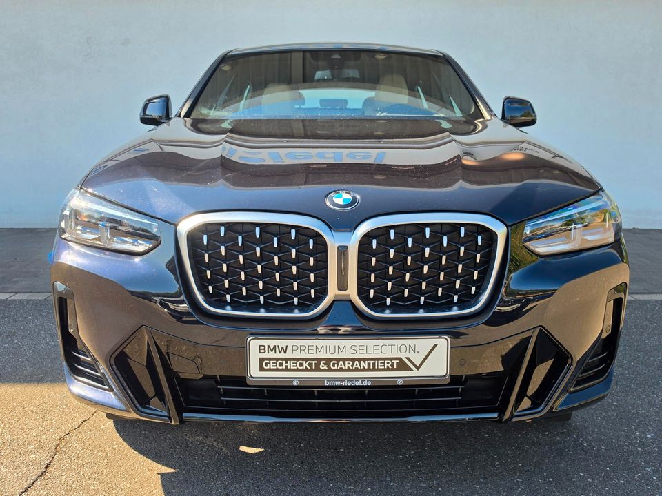 BMW X4 2025 г. Чёрный, пробег 22899 км