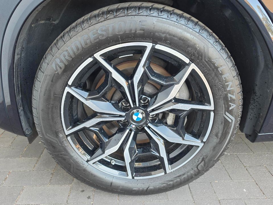 BMW X4 2025 г. Чёрный, пробег 22899 км