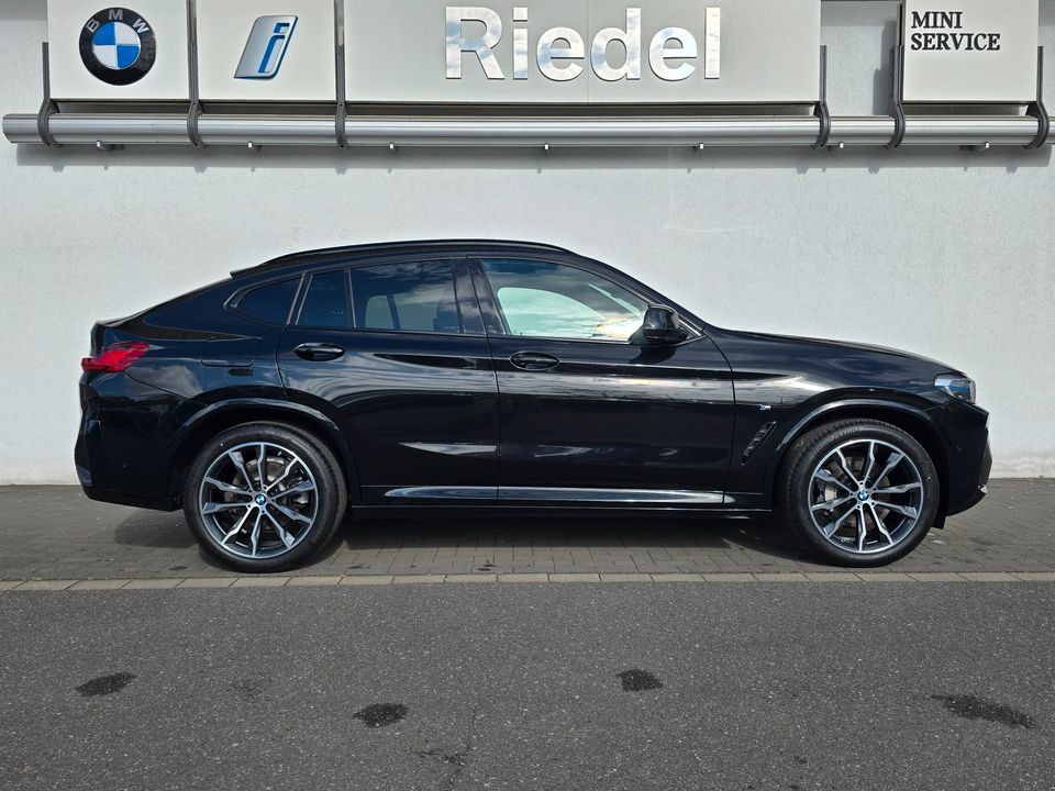 BMW X4 2025 г. Чёрный, пробег 15699 км