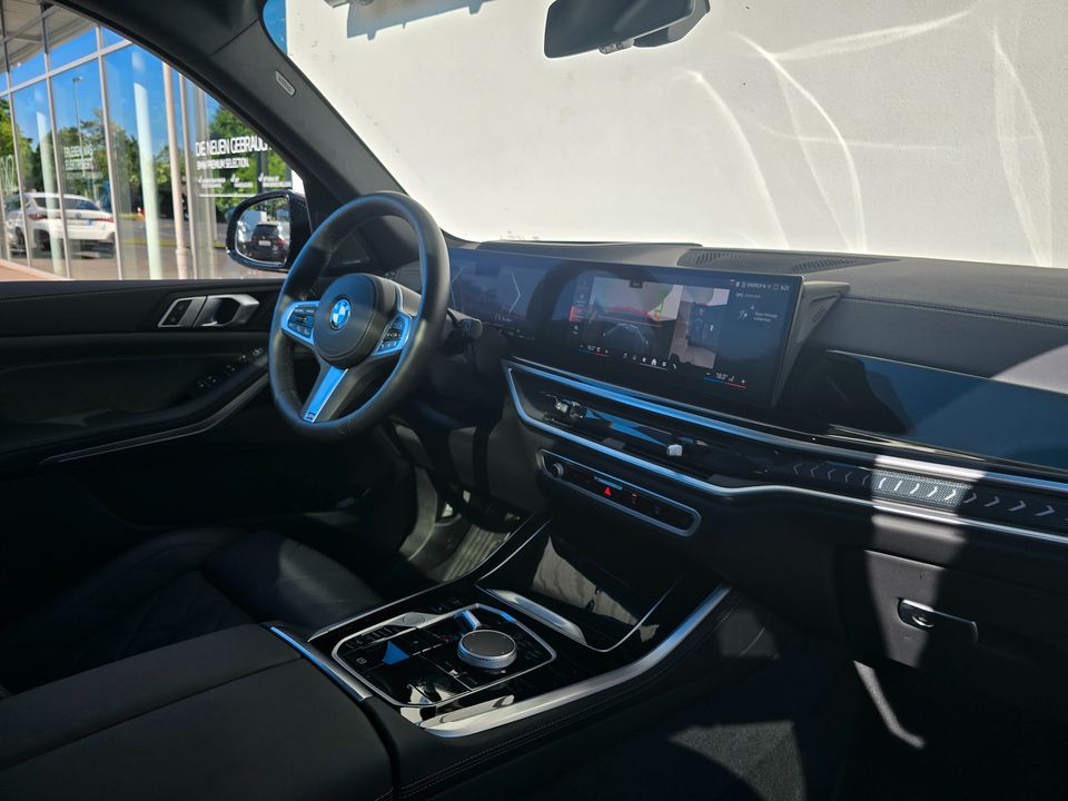 BMW X5 2024 г. Серый, пробег 26499 км