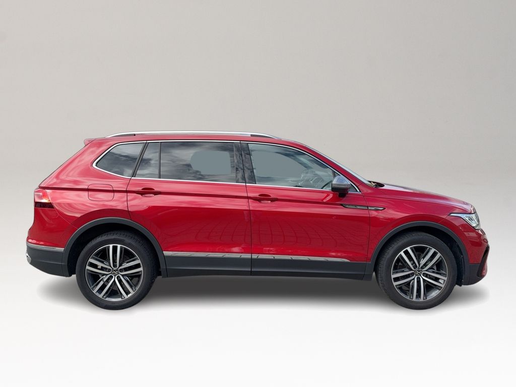 Volkswagen TIGUAN ALLSPACE 2022 г. Красный, пробег 34950 км