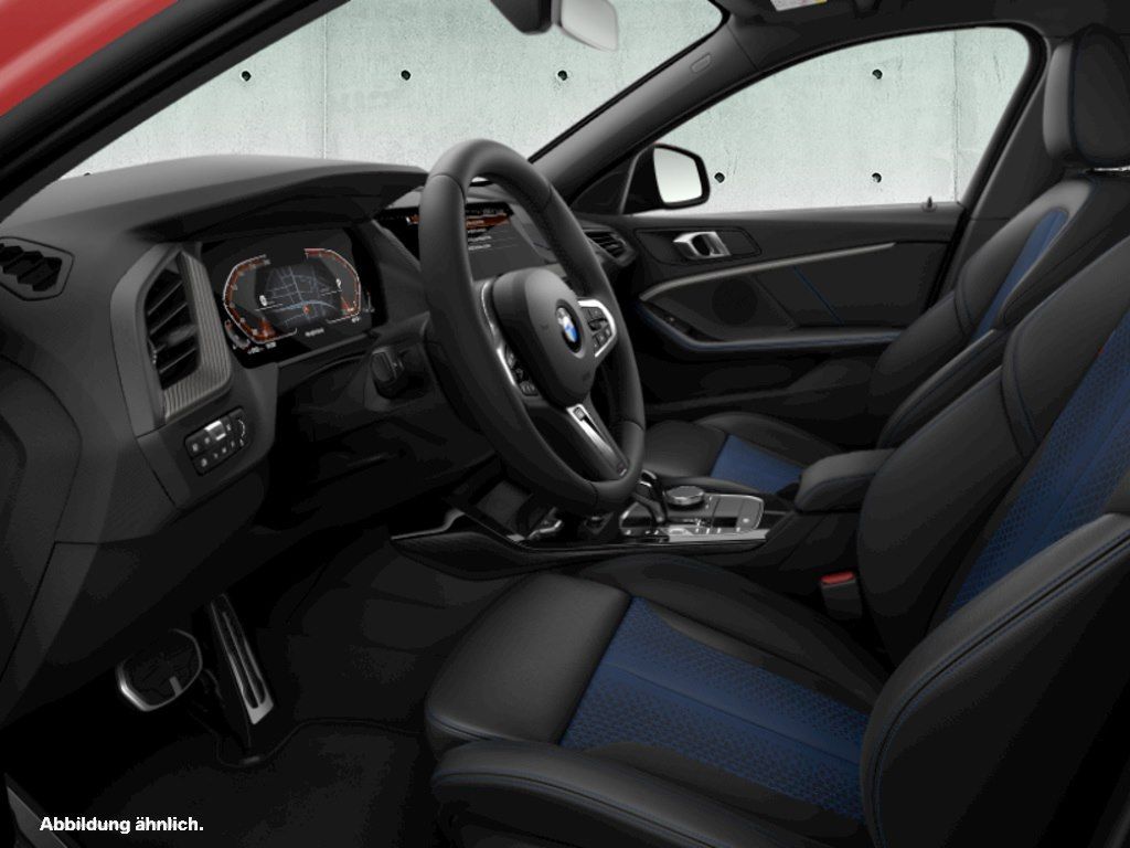 BMW 118 2024 г. Красный, пробег 28648 км