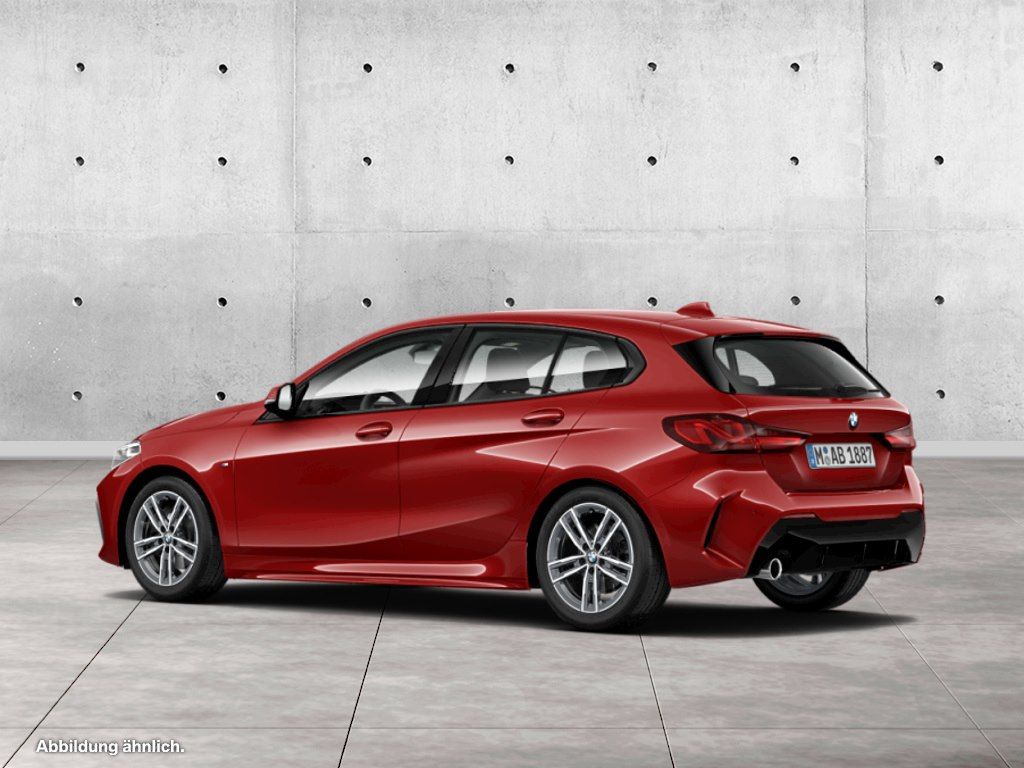BMW 118 2024 г. Красный, пробег 28648 км