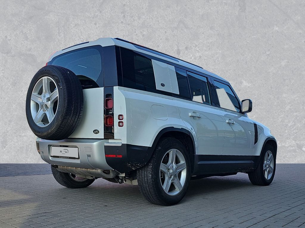 Land Rover Defender 2022 г. Белый, пробег 32850 км